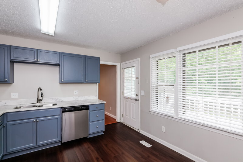 2,115/Mo, 8400 Tifton Rd Charlotte, NC 28226 Misc View 7