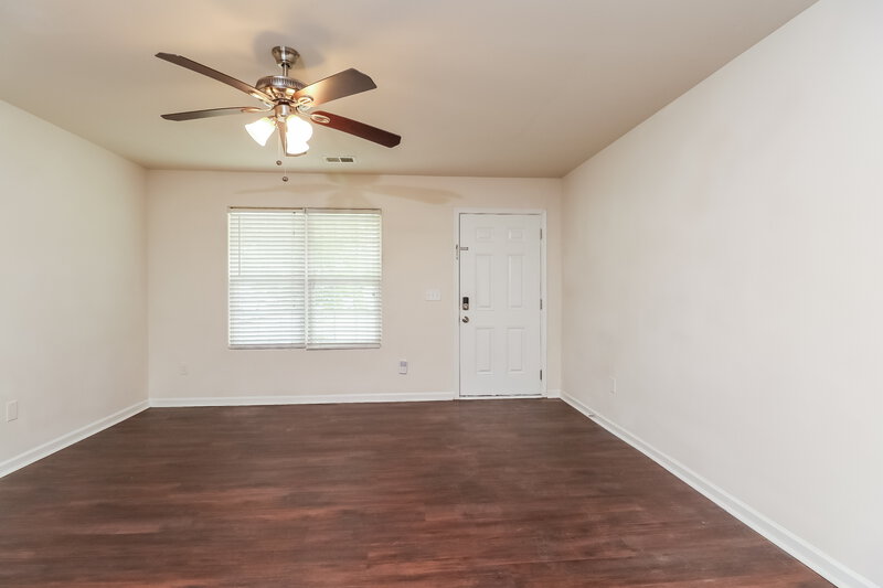 1,670/Mo, 2124 Boulder Court Gastonia, NC 28054 Living Room View