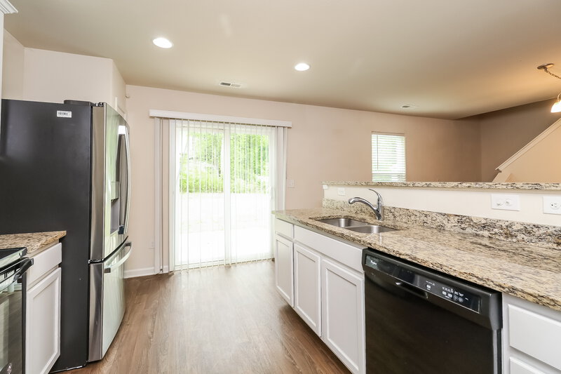 1,670/Mo, 2124 Boulder Court Gastonia, NC 28054 Kitchen View