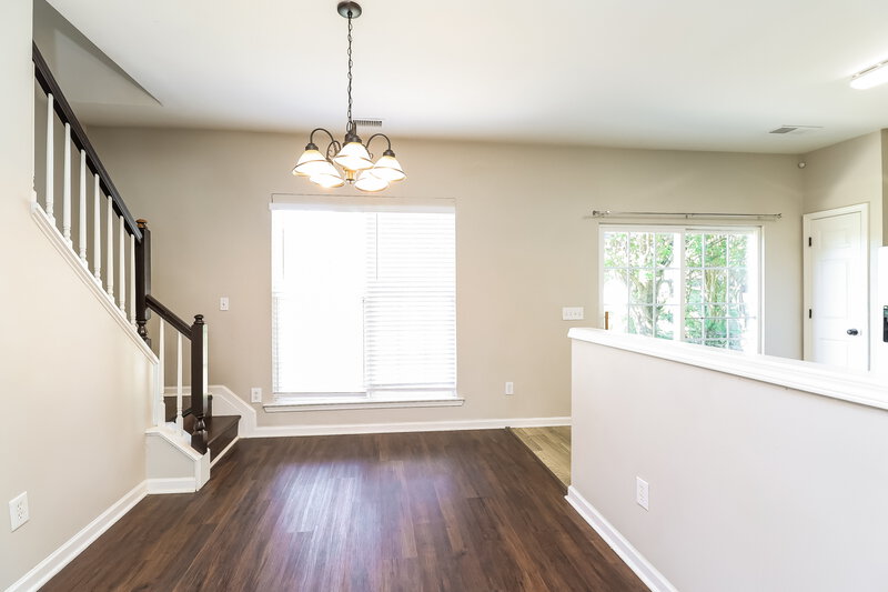 2,200/Mo, 2728 Wingdale Dr Charlotte, NC 28213 Dining Room View