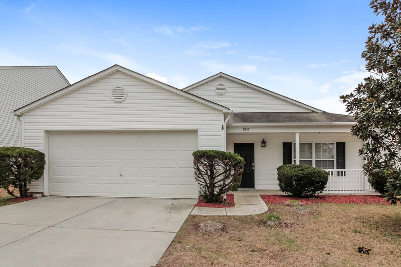 1,900/Mo, 8145 Rosberg Ln Charlotte, NC 28216 External View