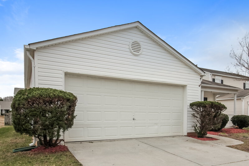 1,900/Mo, 8145 Rosberg Ln Charlotte, NC 28216 Misc View