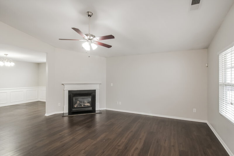 1,900/Mo, 8145 Rosberg Ln Charlotte, NC 28216 Misc View 2