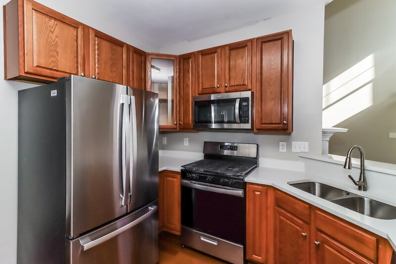 2,010/Mo, 1610 Bitter Creek Dr Charlotte, NC 28214 Kitchen View 2