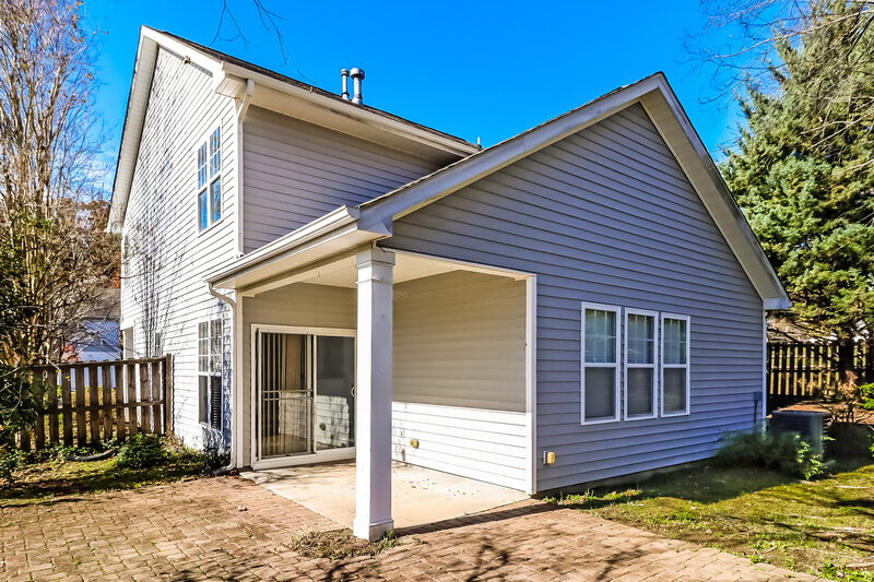 2,010/Mo, 1610 Bitter Creek Dr Charlotte, NC 28214 Rear View