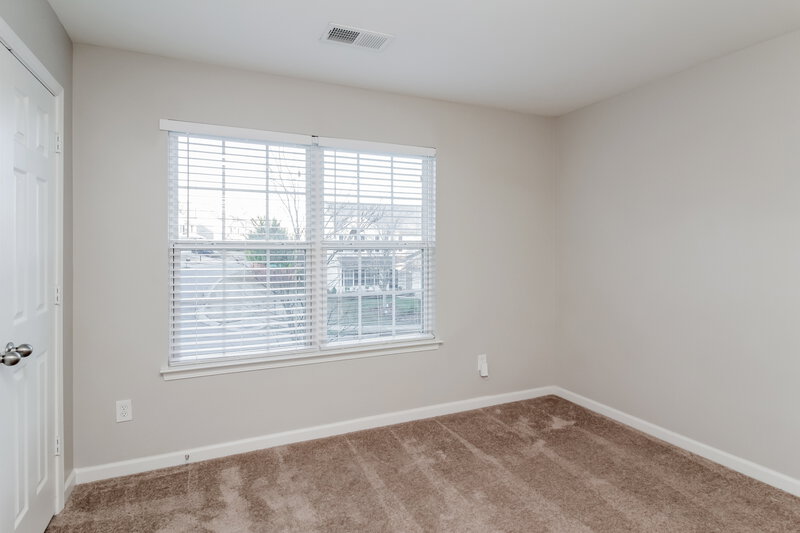 1,780/Mo, 320 Augustus Ln Mount Holly, NC 28120 Bedroom View 3