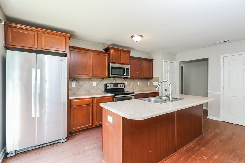 1,845/Mo, 1005 Joselynn Dr Gastonia, NC 28054 Kitchen View 2