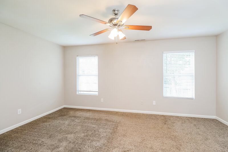 1,845/Mo, 1005 Joselynn Dr Gastonia, NC 28054 Main Bedroom View