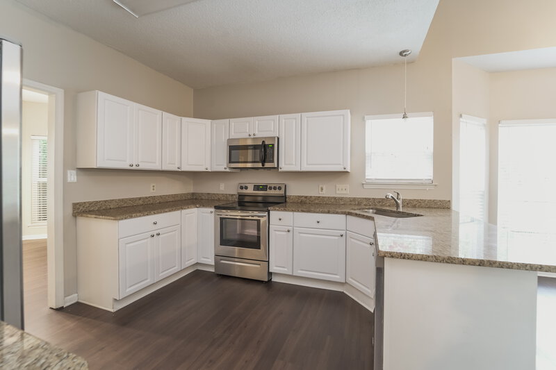 2,145/Mo, 9430 Vera Jones Ln Charlotte, NC 28213 Kitchen View 2