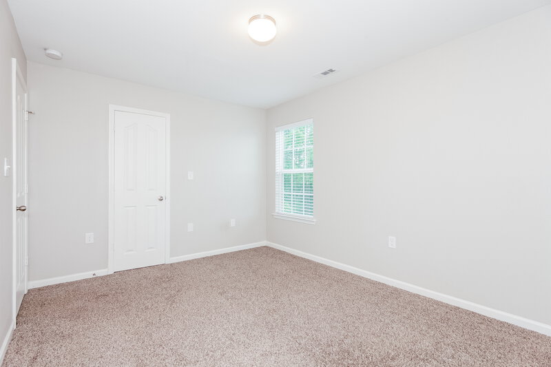 2,800/Mo, 4905 Broad Leaf Court Dallas, NC 28034 Bedroom View 3