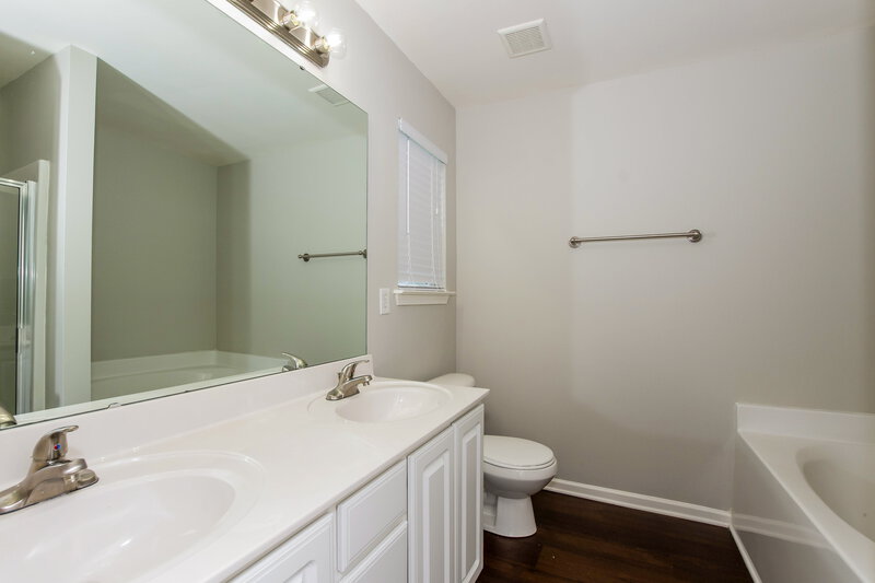 2,045/Mo, 1108 Ametrine Lane Dallas, NC 28034 Bathroom View