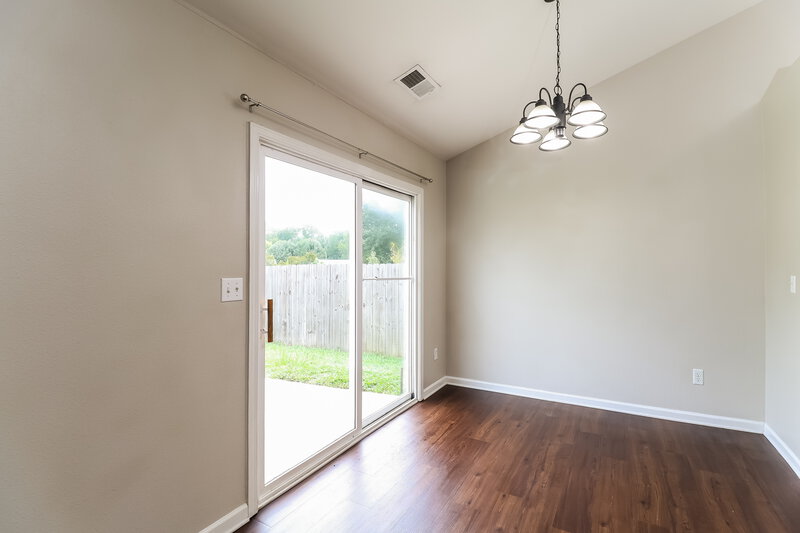 2,090/Mo, 10120 Green Hedge Ave Charlotte, NC 28269 Dining Room View