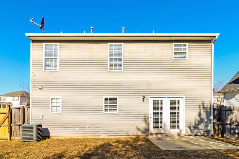 1,760/Mo, 1129 Aprilia Lane Dallas, NC 28034 Rear View