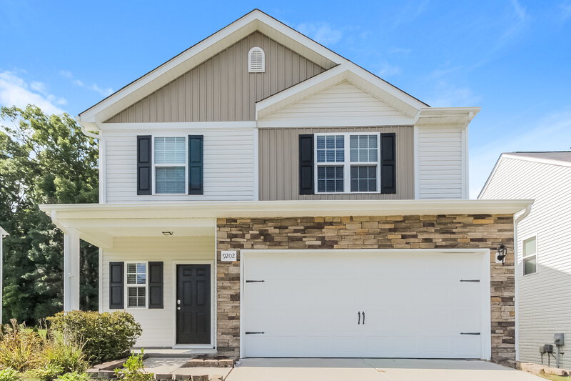 2,145/Mo, 9202 Avery Meadows Dr Charlotte, NC 28216 Front View