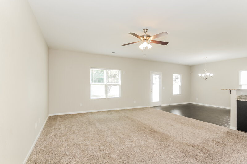 2,145/Mo, 9202 Avery Meadows Dr Charlotte, NC 28216 Living Room View 2