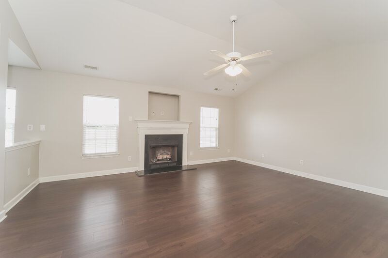 1,910/Mo, 11300 Alvanley Hills Ct Charlotte, NC 28262 Living Room View