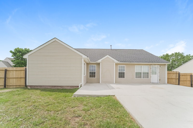 1,910/Mo, 11300 Alvanley Hills Ct Charlotte, NC 28262 Rear View