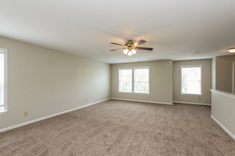 2,385/Mo, 719 Capstone Avenue Concord, NC 28025 Living Room View 5