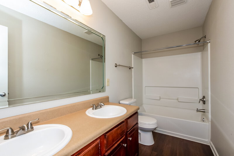 2,385/Mo, 719 Capstone Avenue Concord, NC 28025 Bathroom View