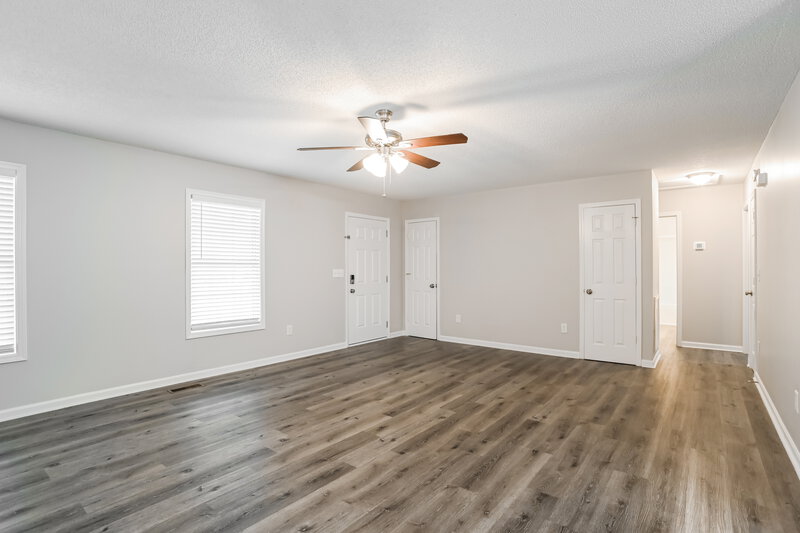 1,595/Mo, 210 Booker Street Wingate, NC 28174 Living Room View 3