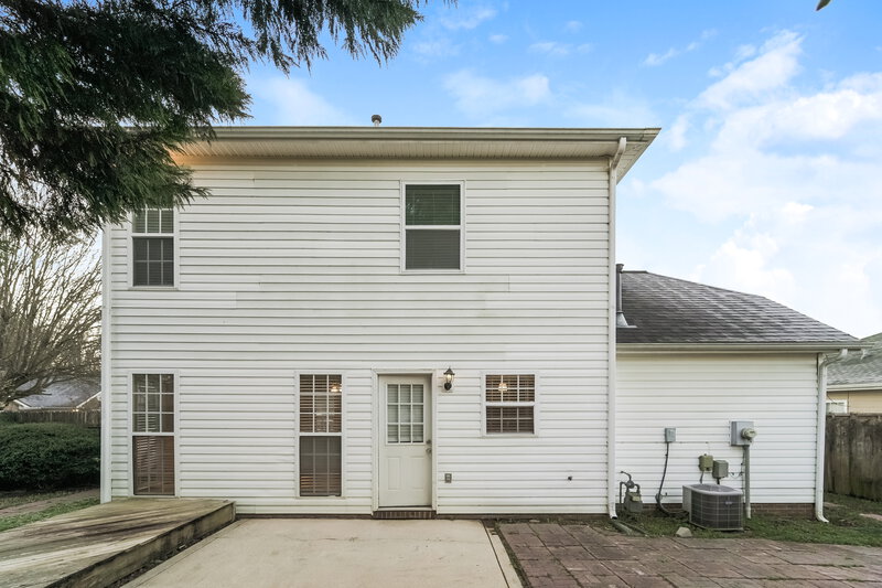 2,720/Mo, 5906 Prestwick Lane Monroe, NC 28110 Rear View