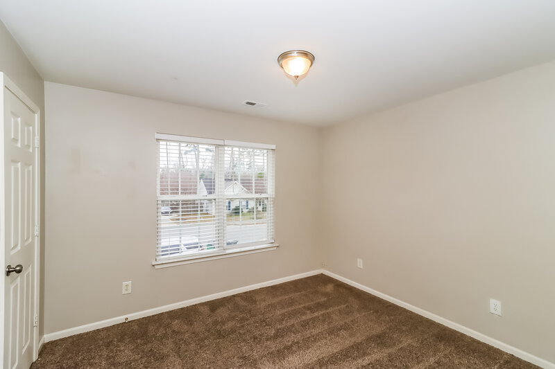 1,720/Mo, 6631 Nevin Glen Dr Charlotte, NC 28269 Bedroom View 2