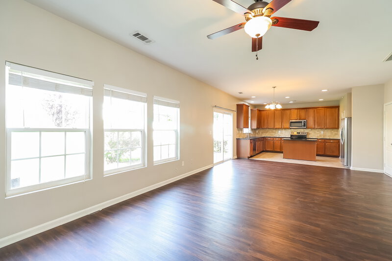 2,630/Mo, 114 Farmers Folly Dr Mooresville, NC 28117 Living Room View