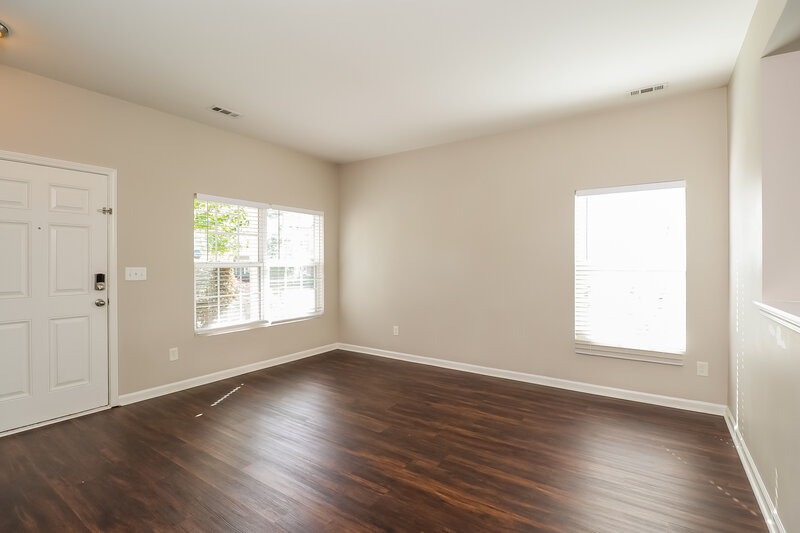 2,630/Mo, 114 Farmers Folly Dr Mooresville, NC 28117 Family Room View