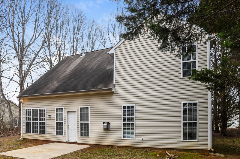 2,025/Mo, 10041 Brawley Lane Charlotte, NC 28215 Rear View