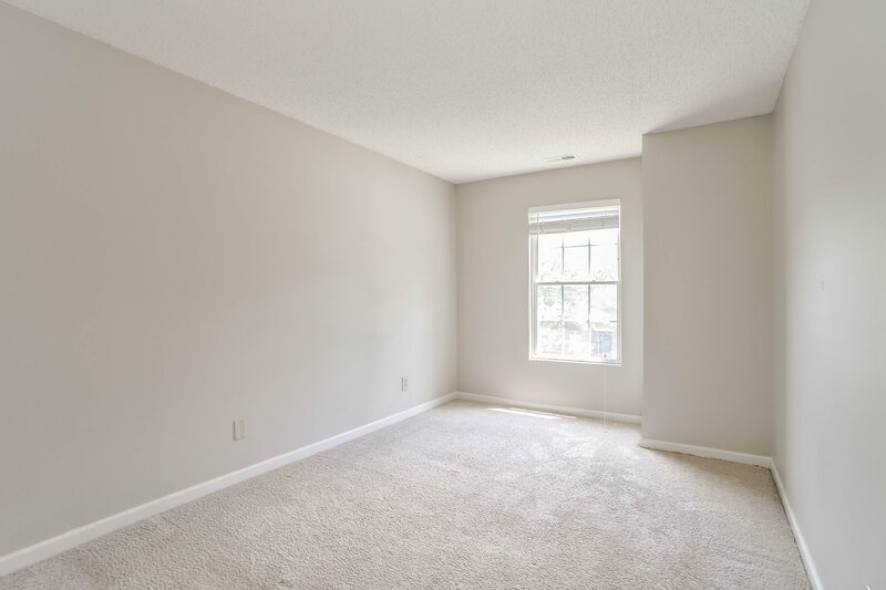 1,990/Mo, 7029 Maple Park Ln Charlotte, NC 28269 Bedroom View 2