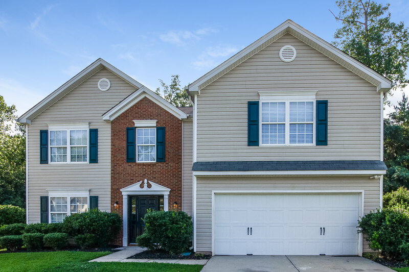 2,385/Mo, 1909 Waters Trail Dr Charlotte, NC 28216 External View