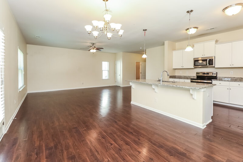 2,380/Mo, 2100 Mingus Cabin Ln Charlotte, NC 28214 Living Room View