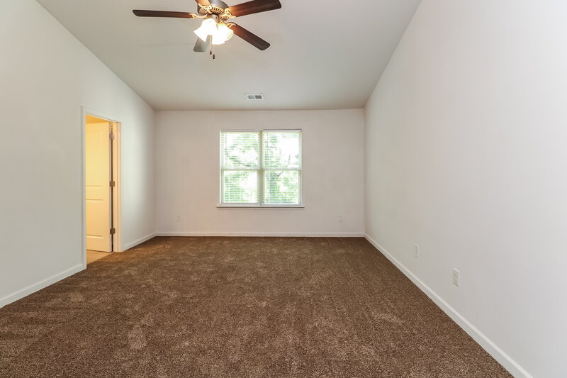 2,380/Mo, 2100 Mingus Cabin Ln Charlotte, NC 28214 Main Bedroom View