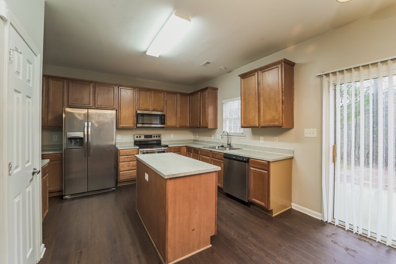 2,250/Mo, 10437 Gold Pan Road Charlotte, NC 28215 Misc View 5