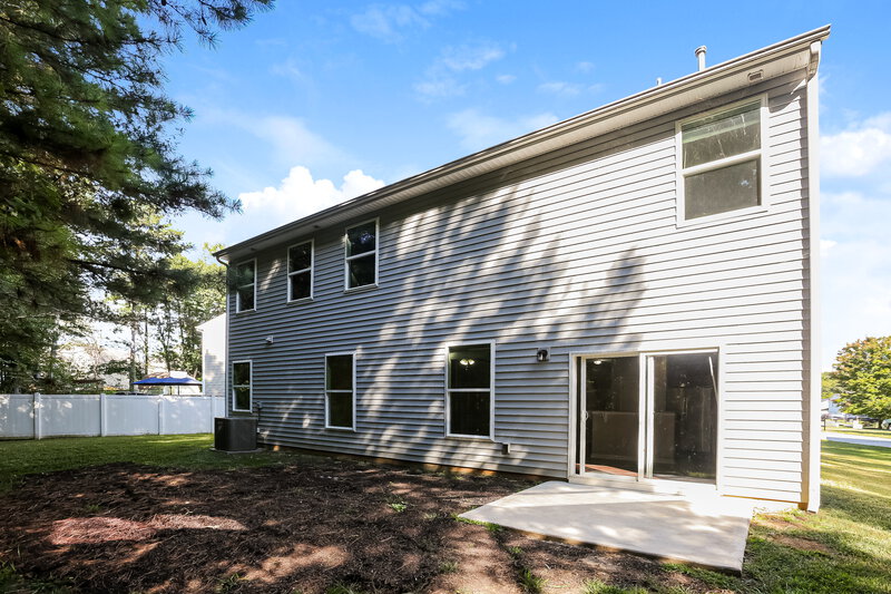 2,295/Mo, 3300 Aldwych Way Charlotte, NC 28216 Rear View