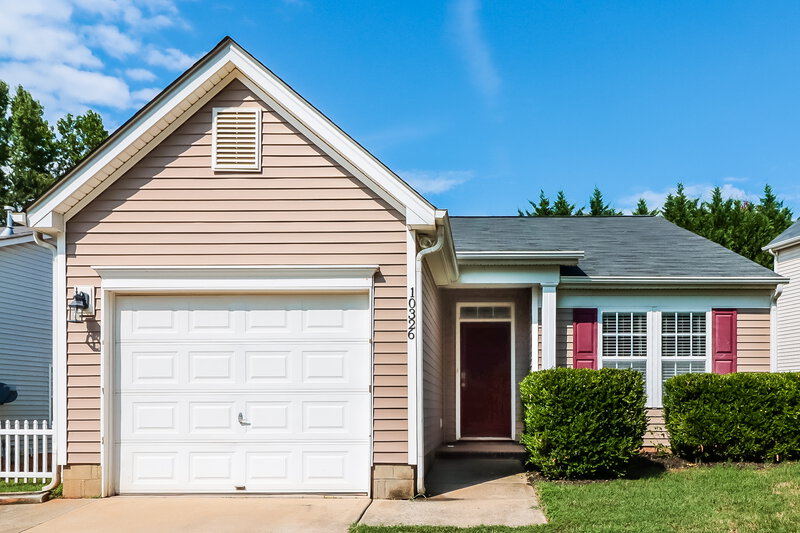 1,775/Mo, 10326 Hugue Way 112 Charlotte, NC 28214 External View