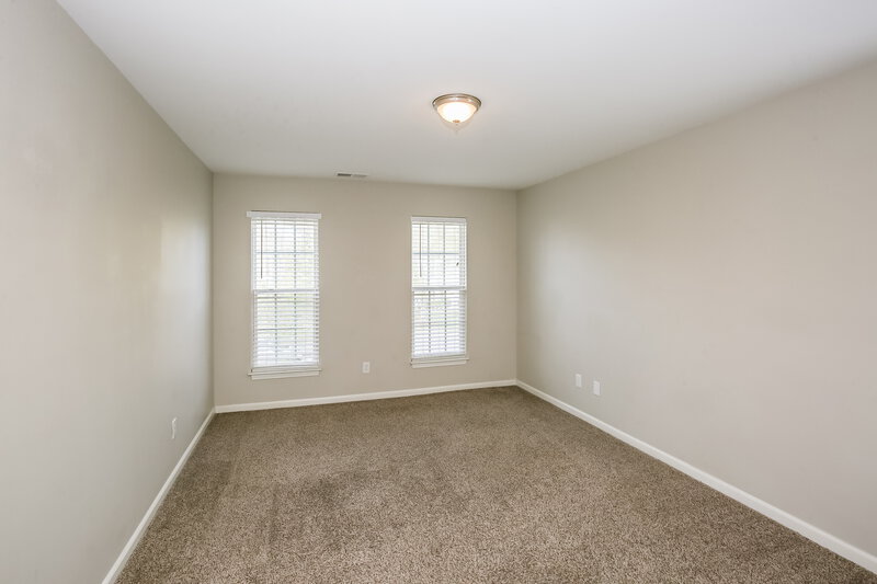 2,400/Mo, 9928 Spring Park Dr Charlotte, NC 28269 Bedroom View 2