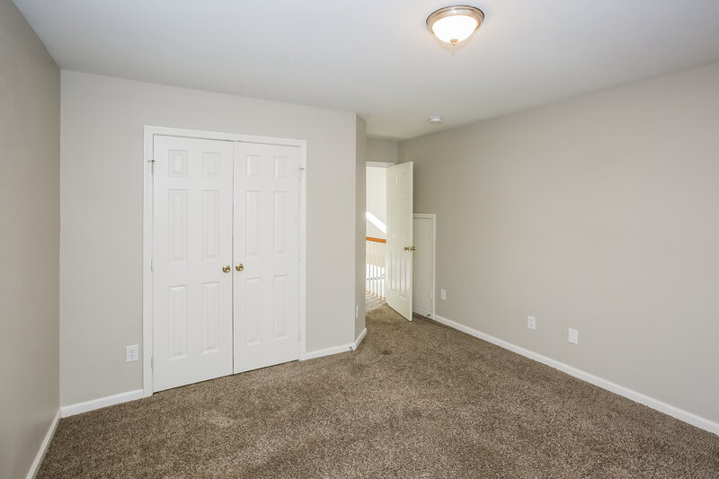 2,400/Mo, 9928 Spring Park Dr Charlotte, NC 28269 Bedroom View 3