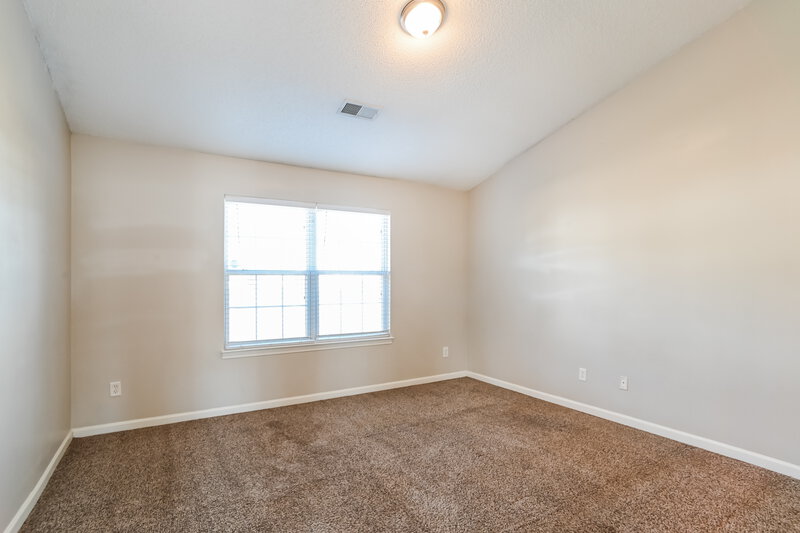 1,965/Mo, 12112 Chantress Ln Charlotte, NC 28215 Main Bedroom View