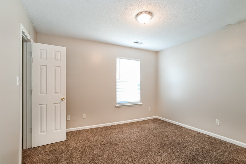 1,965/Mo, 12112 Chantress Ln Charlotte, NC 28215 Bedroom View