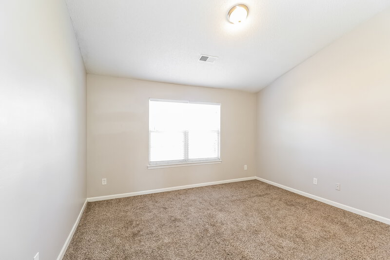 1,945/Mo, 12112 Chantress Ln Charlotte, NC 28215 Bedroom View 2