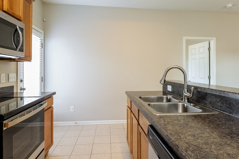 2,235/Mo, 812 Old Forester Lane Charlotte, NC 28214 Kitchen View