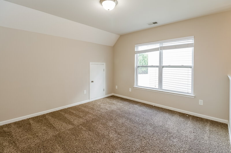 2,235/Mo, 812 Old Forester Lane Charlotte, NC 28214 Loft View