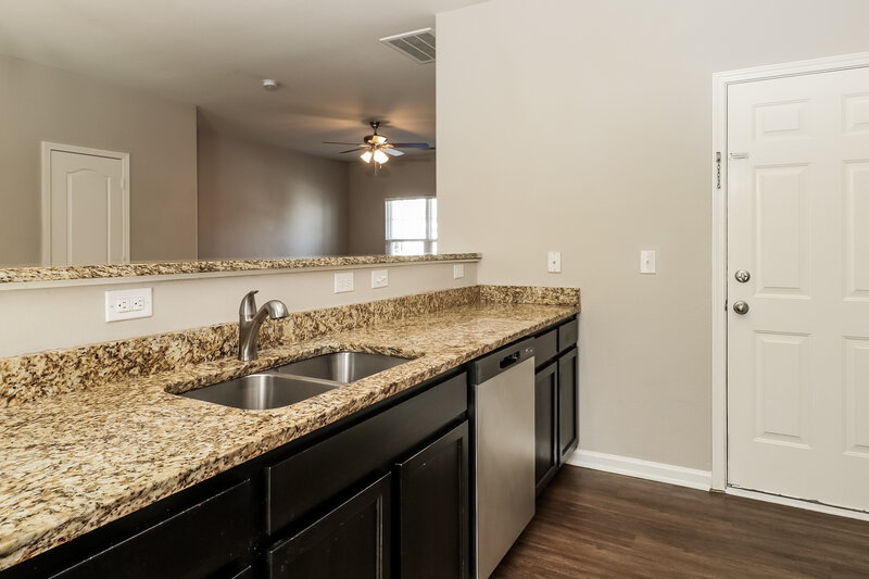 1,760/Mo, 2541 Meadow Crossing Dr Dallas, NC 28034 Misc View 5