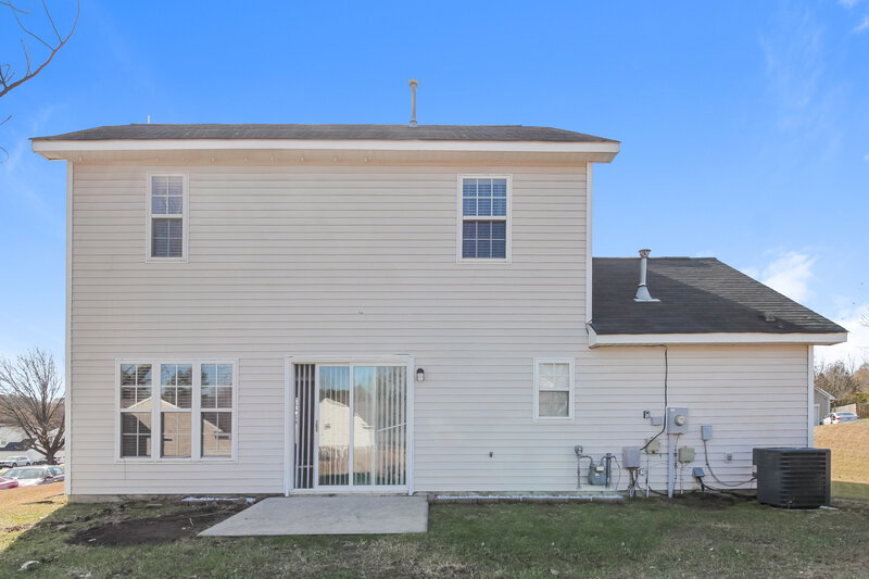 2,065/Mo, 6927 Ayrshire Glen Place Charlotte, NC 28273 Rear View