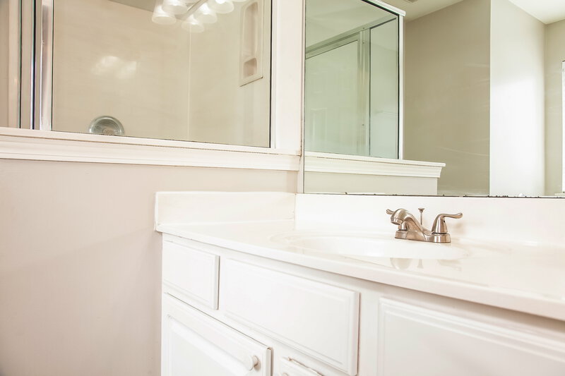 1,730/Mo, 1113 Ametrine Lane Dallas, NC 28034 Main Bathroom View