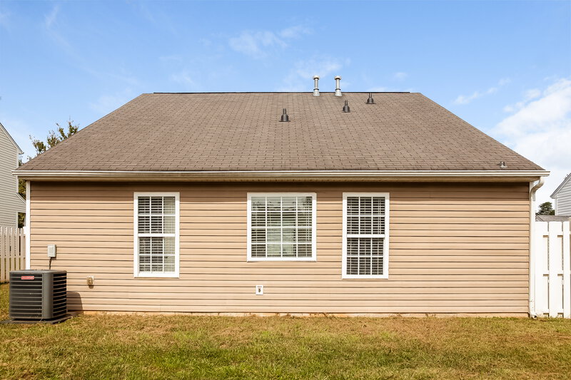 1,730/Mo, 1113 Ametrine Lane Dallas, NC 28034 Rear View