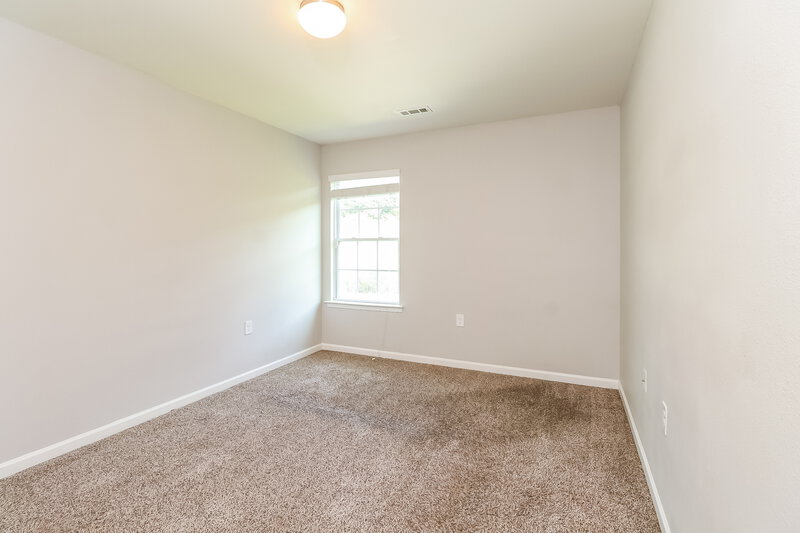 2,075/Mo, 1906 Eastway Dr Dallas, NC 28034 Bedroom View 2