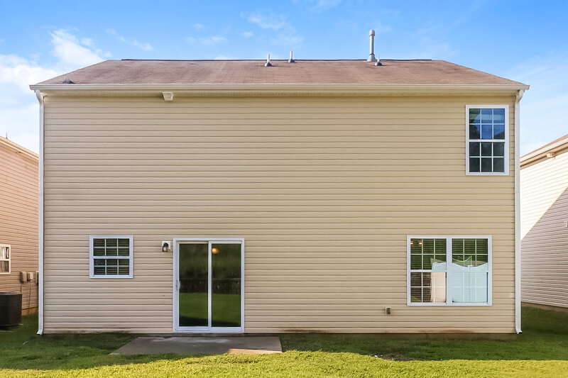 2,075/Mo, 1906 Eastway Dr Dallas, NC 28034 Rear View