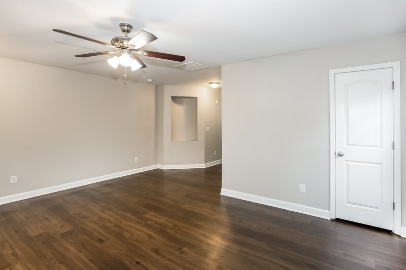 2,075/Mo, 1021 Ramsgate Drive SW Concord, NC 28025 Living Room View 2
